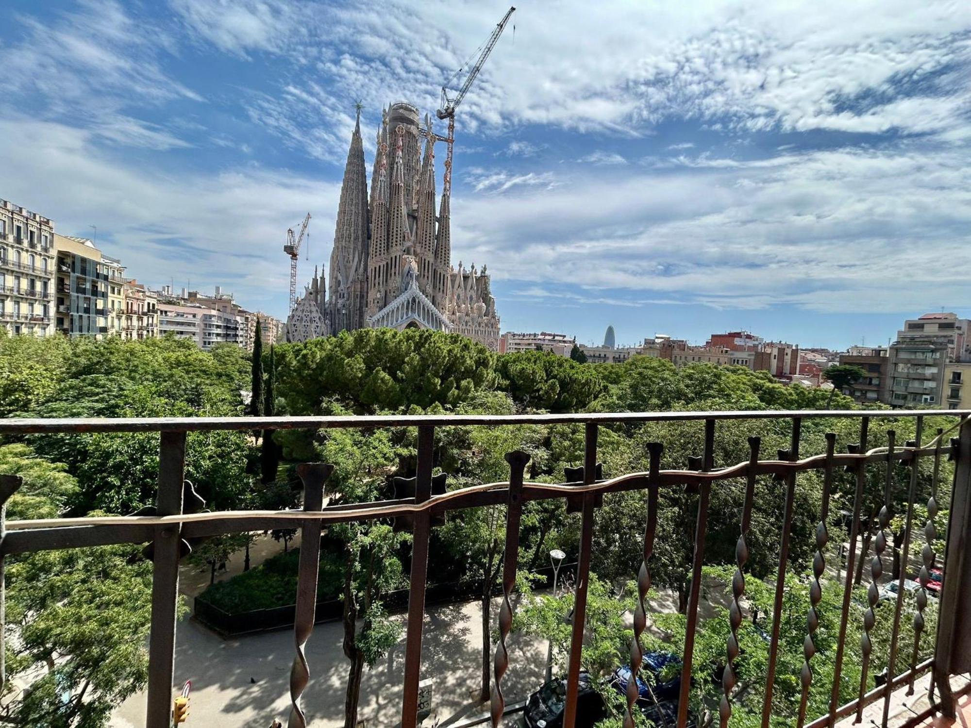 Barcelonaforrent Plaza Sagrada Familia Apartment Buitenkant foto